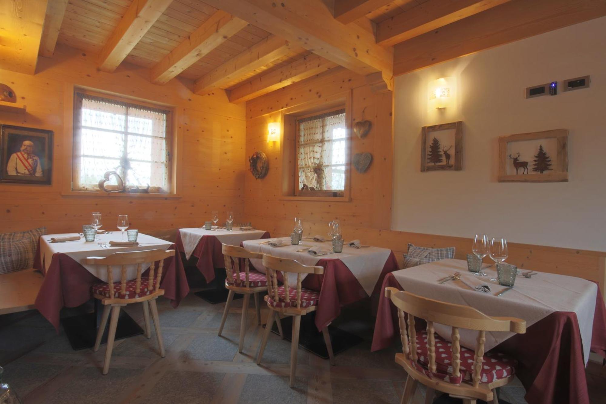 La Locanda del Cantoniere - Ciasa Vervei Cortina dʼAmpezzo Exterior foto